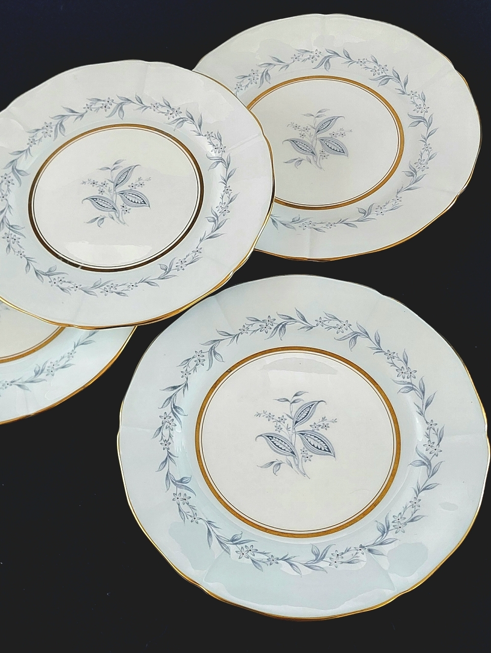 Northumbria Morning Mist Set of 4 Dinner Plates Blue Floral Gold Trim Fine China